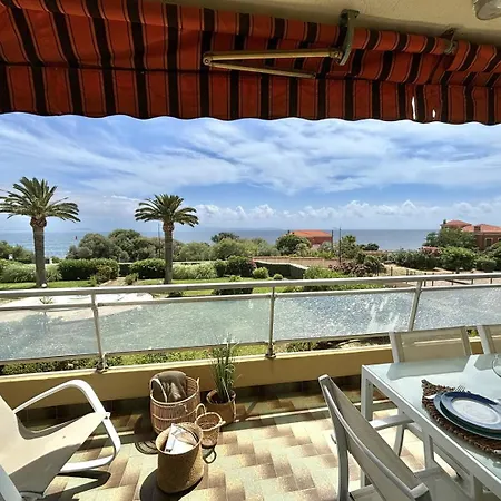 2 Pieces Le Versailles Sanguinaires Ajaccio