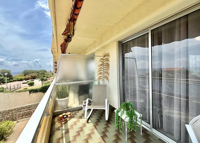 Apartment 2 Pieces Le Versailles Sanguinaires